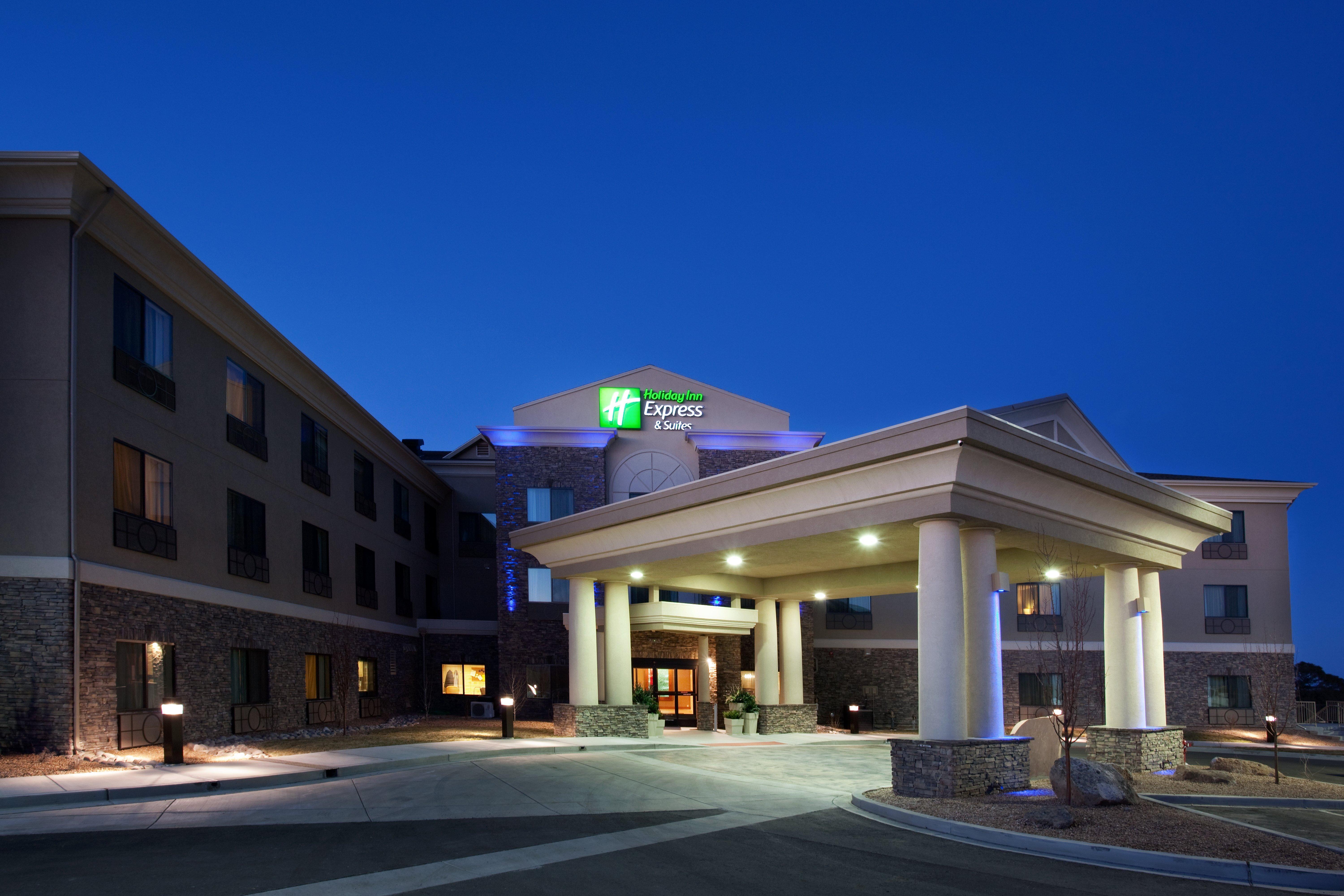 Holiday Inn Express And Suites Los Alamos Entrada Park By Ihg Exterior foto