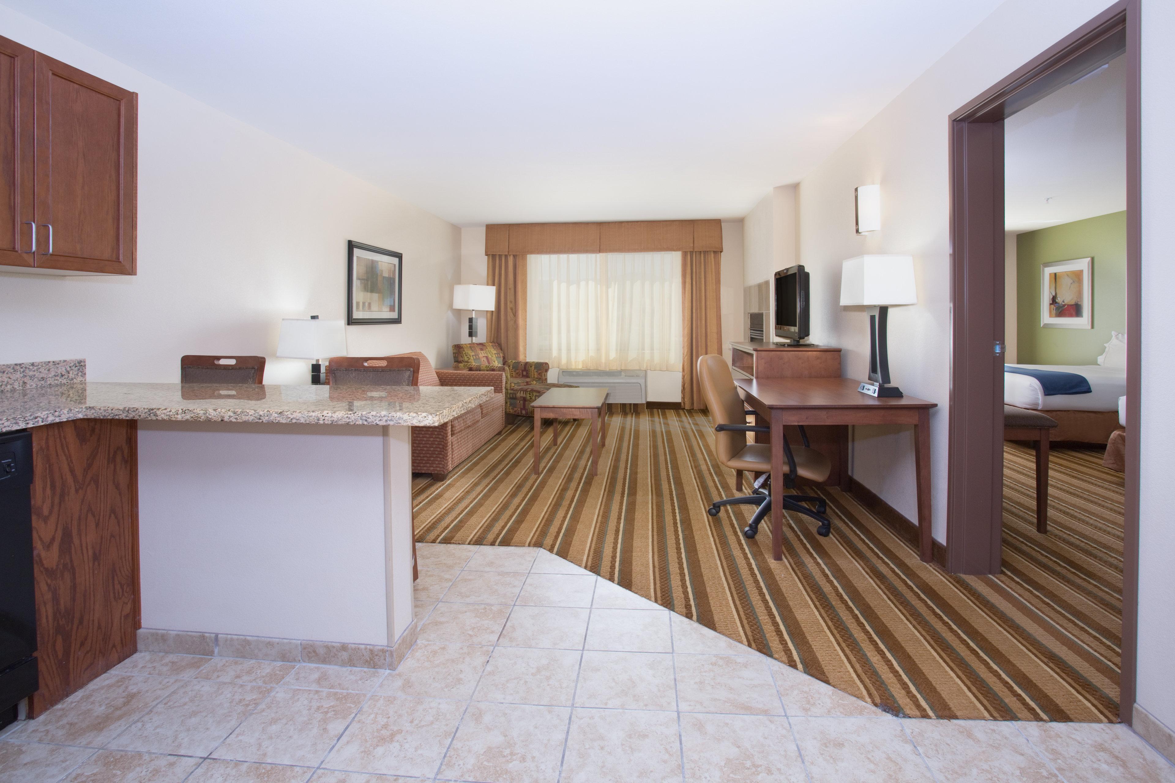 Holiday Inn Express And Suites Los Alamos Entrada Park By Ihg Exterior foto